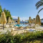 Dragut Point North 3*