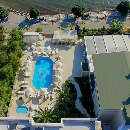 Θέρετρο Dragut Point North 3*