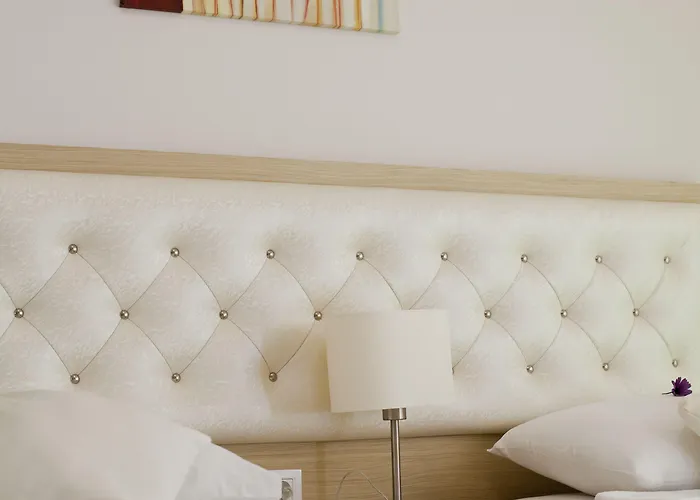 Dragut Point North אתר נופש 3*