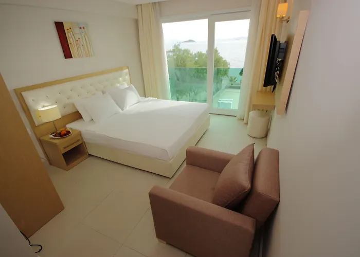 אתר נופש Dragut Point North טורגוטריס